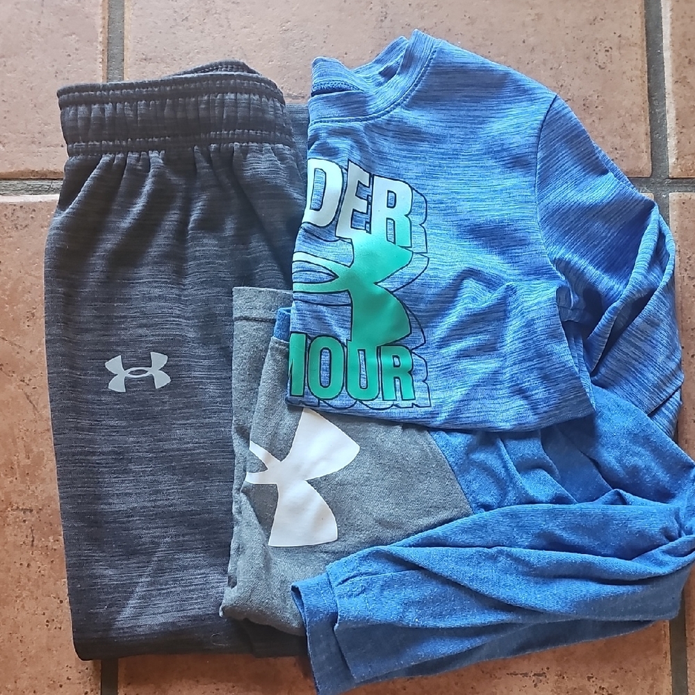 Under Armour Boys Set (2 Shirts, 1 Pant)